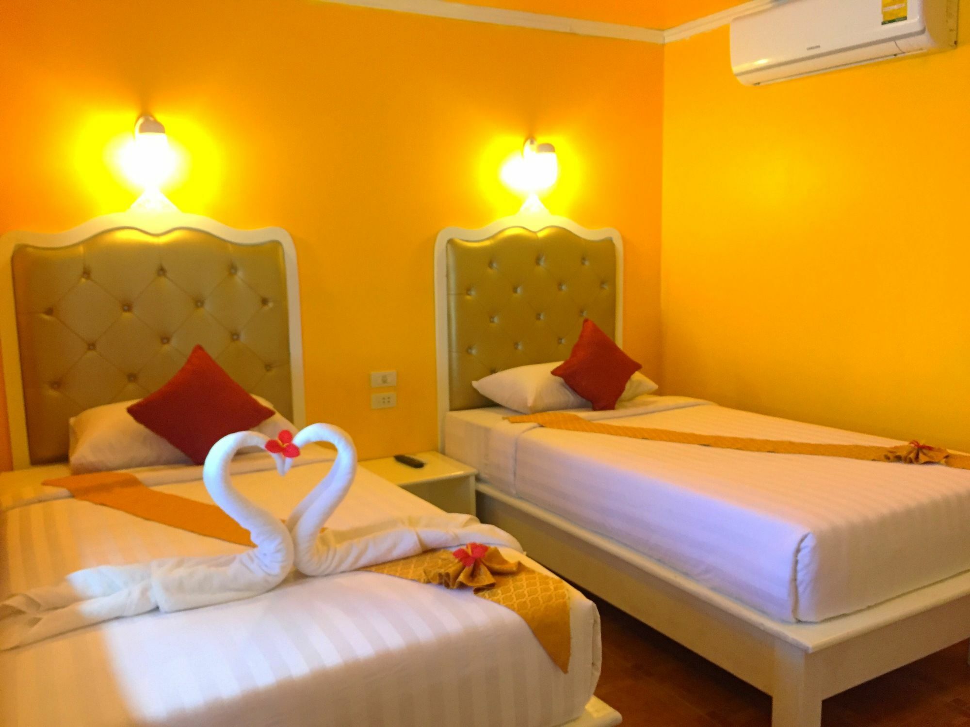 Phi Phi K House Hotel Exterior foto